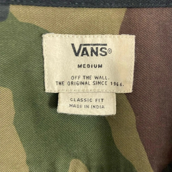 VANS ARLINGTON BUTTON DOWN SHIRT CAMO JACKET SZ  M - Picture 6 of 11